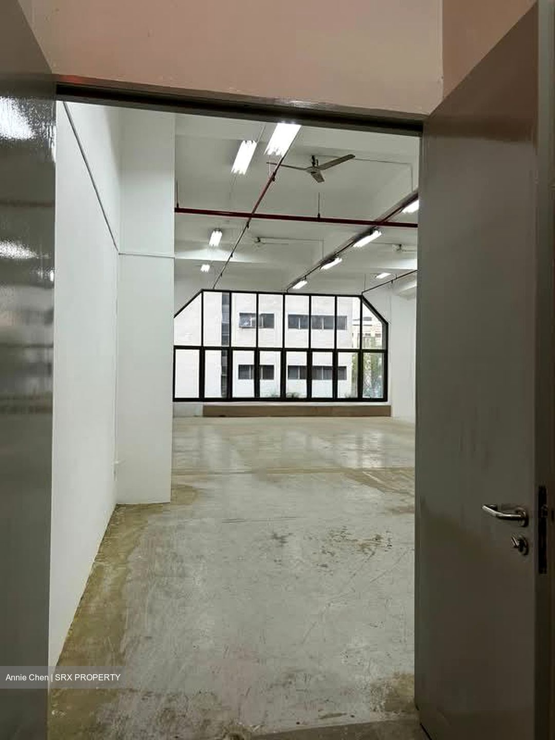 Sindo Industrial Building (D13), Factory #570960921